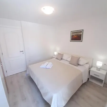 Nona Nina Holiday House Apartment