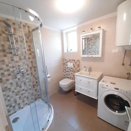 Nona Nina Holiday House Apartment Funtana